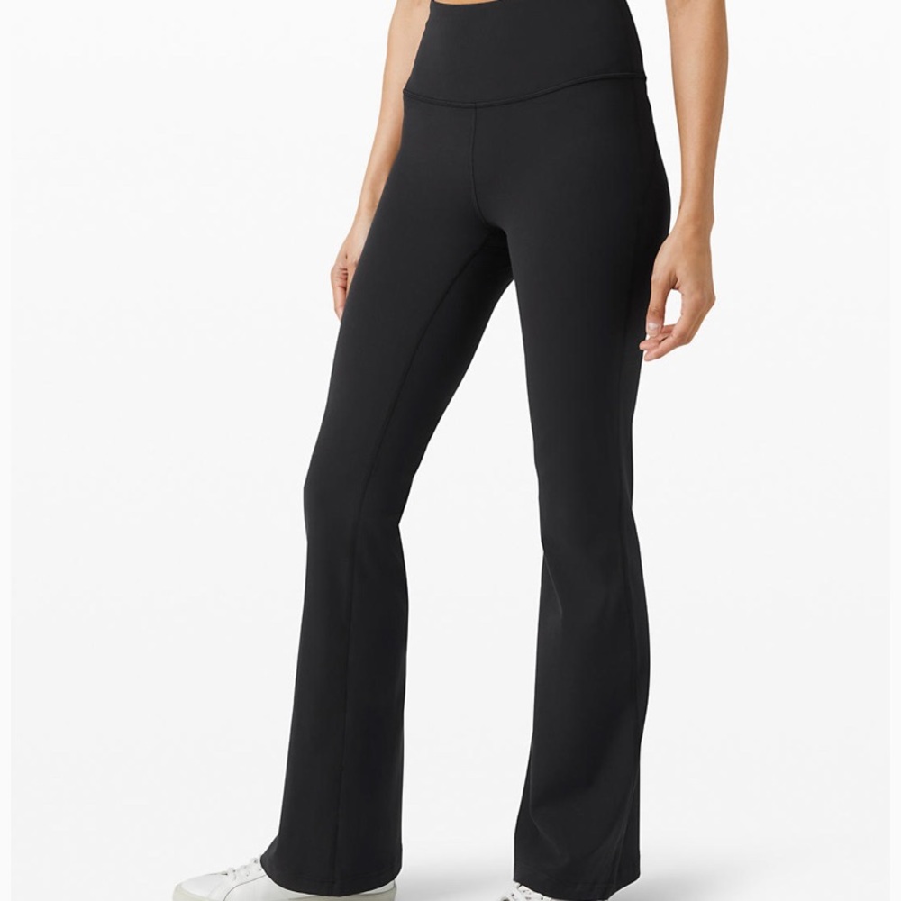 LuLulemon Groove Pants Flared